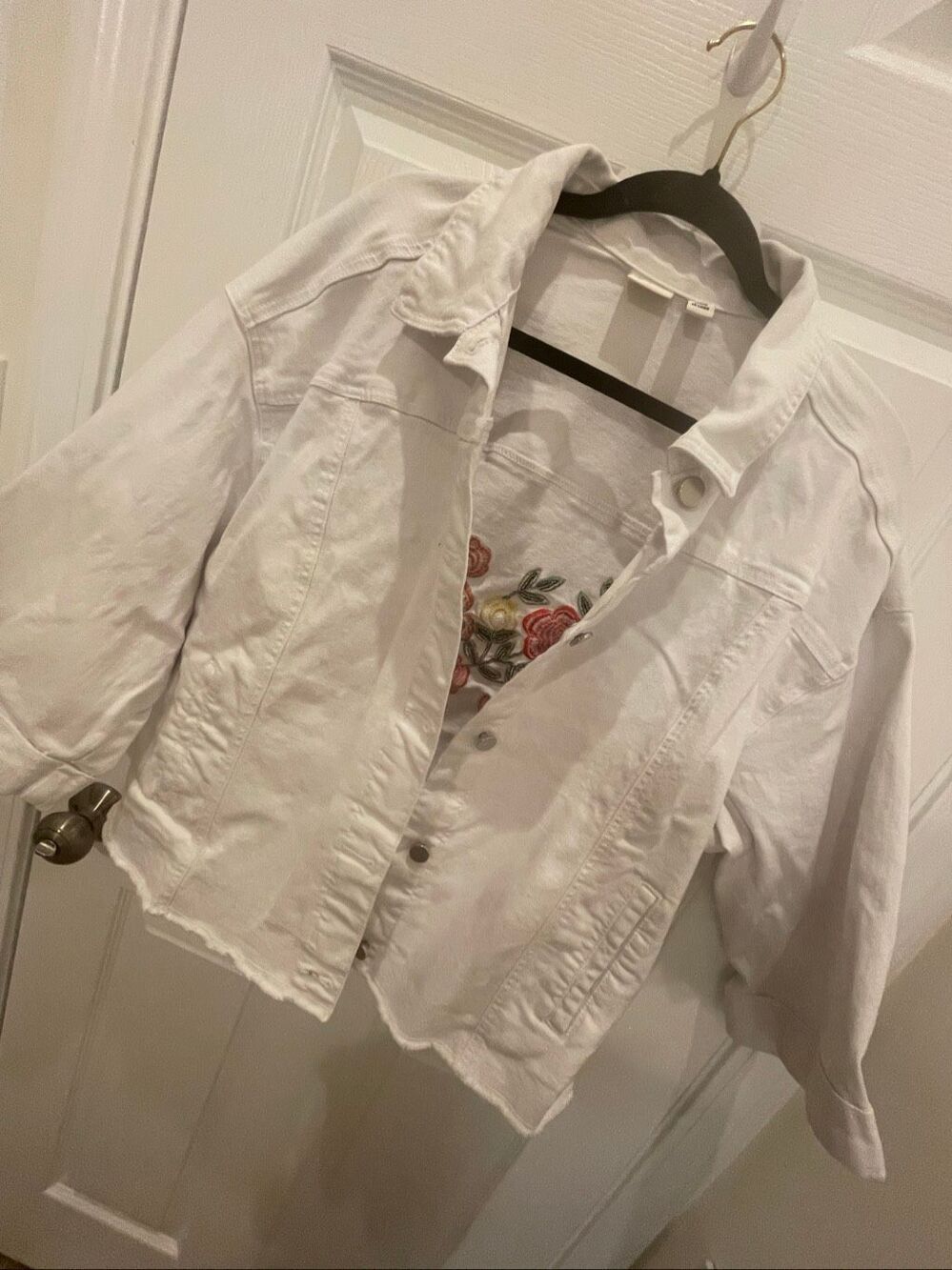 Rafaella women’s 3/4 sleeve white embroidered jean jacket distressed hem 1X